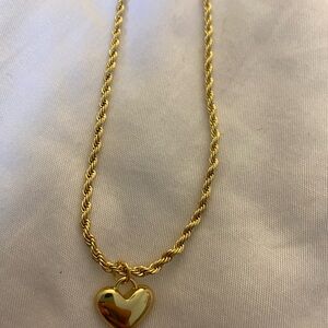Gold heart necklace